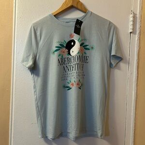 Abercrombie Kids Short Sleeve Light Blue T-Shirt with Design for Girls